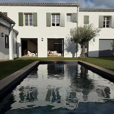 בית נופש Les Rivages Etoiles - Merveilleuse Maison D'architecte, Piscine Privee *